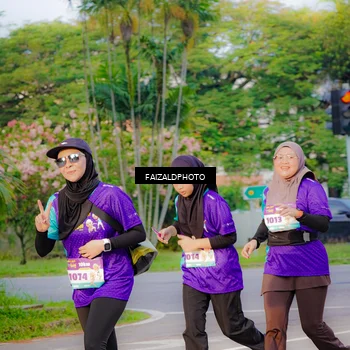Runner Photo 8320342