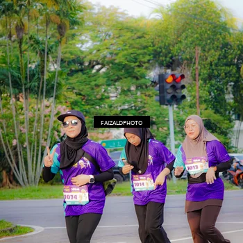 Runner Photo 8320350