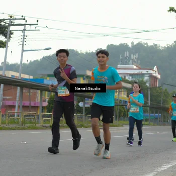 Runner Photo 8320353