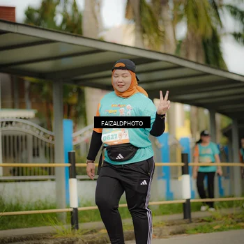 Runner Photo 8320356