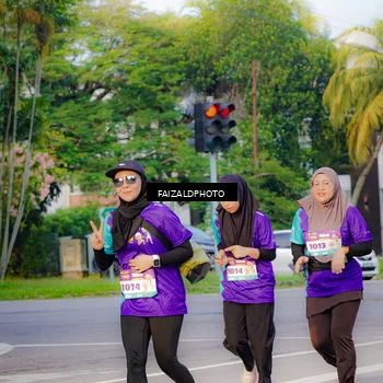 Runner Photo 8320359