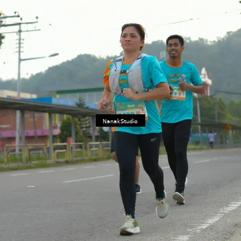 Runner Photo 8320360