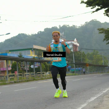 Runner Photo 8320365