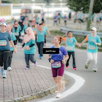 Runner Photo 8320366
