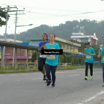 Runner Photo 8320367