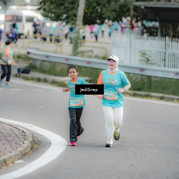 Runner Photo 8320375