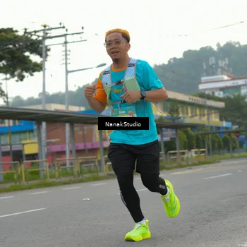 Runner Photo 8320383
