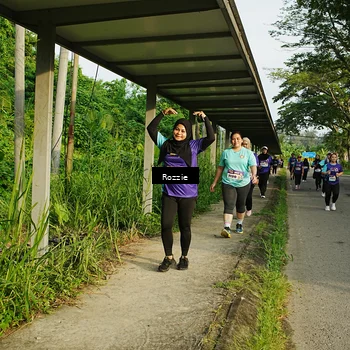 Runner Photo 8320392
