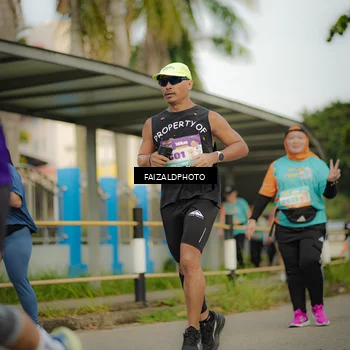 Runner Photo 8320404