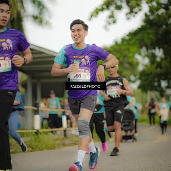 Runner Photo 8320405
