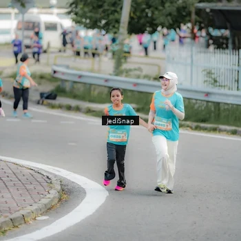 Runner Photo 8320414