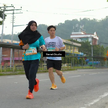 Runner Photo 8320419