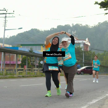 Runner Photo 8320436