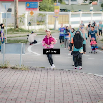 Runner Photo 8320450