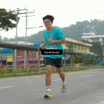 Runner Photo 8320459