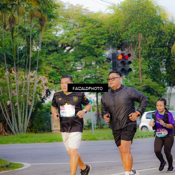 Runner Photo 8320464