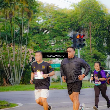 Runner Photo 8320469