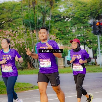 Runner Photo 8320476