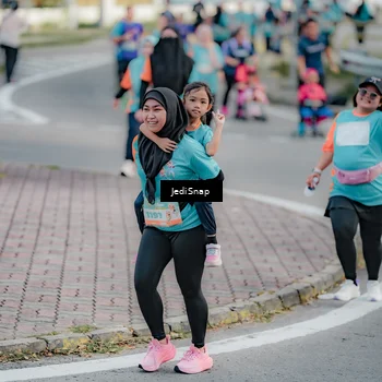 Runner Photo 8320499