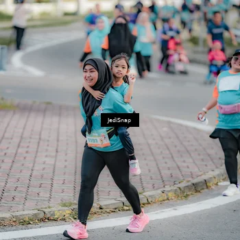 Runner Photo 8320514