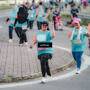 Runner Photo 8320518