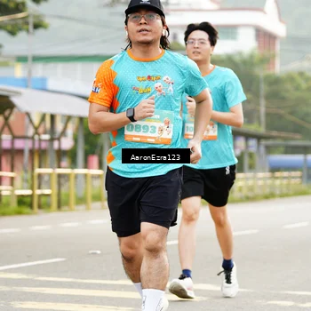 Runner Photo 8320536