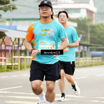 Runner Photo 8320541