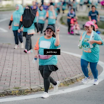 Runner Photo 8320543