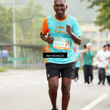 Runner Photo 8320546