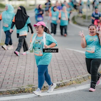 Runner Photo 8320555
