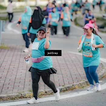 Runner Photo 8320557