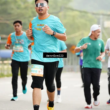 Runner Photo 8320558