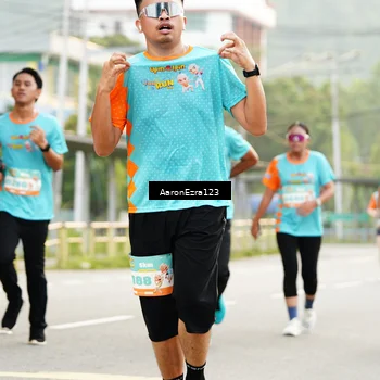 Runner Photo 8320571