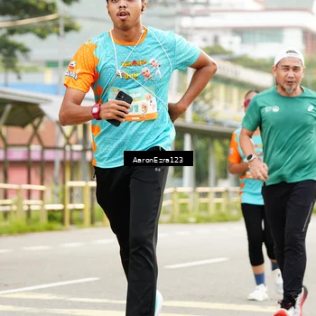 Runner Photo 8320582