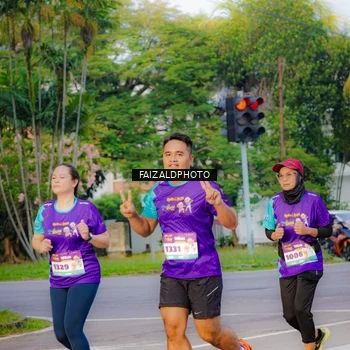 Runner Photo 8320596