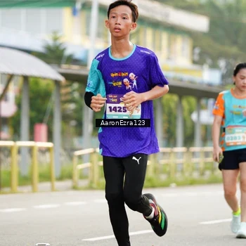 Runner Photo 8320602