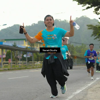 Runner Photo 8320608