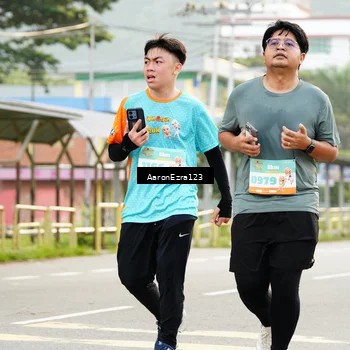 Runner Photo 8320628