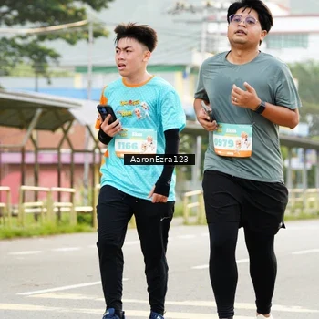 Runner Photo 8320629