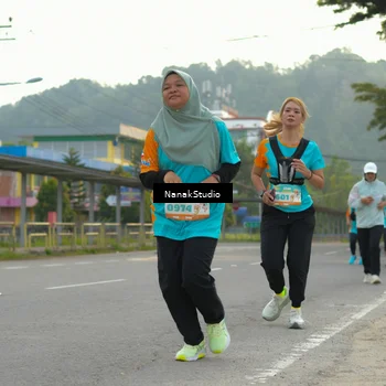 Runner Photo 8320651