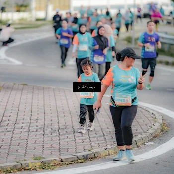 Runner Photo 8320652