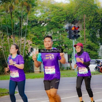 Runner Photo 8320664