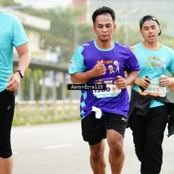 Runner Photo 8320666