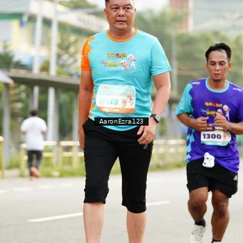 Runner Photo 8320668
