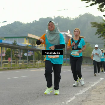 Runner Photo 8320674