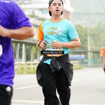 Runner Photo 8320677