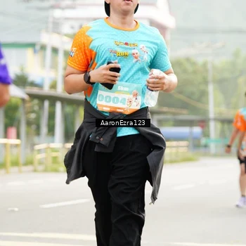 Runner Photo 8320689