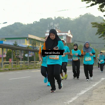 Runner Photo 8320696
