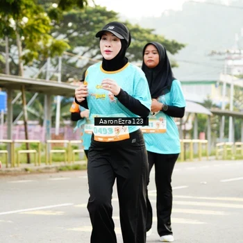 Runner Photo 8320719