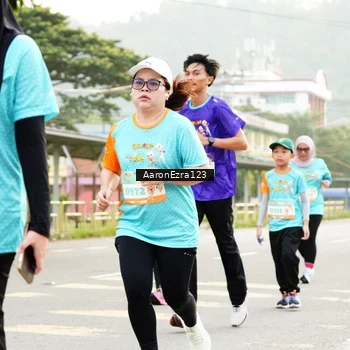 Runner Photo 8320725